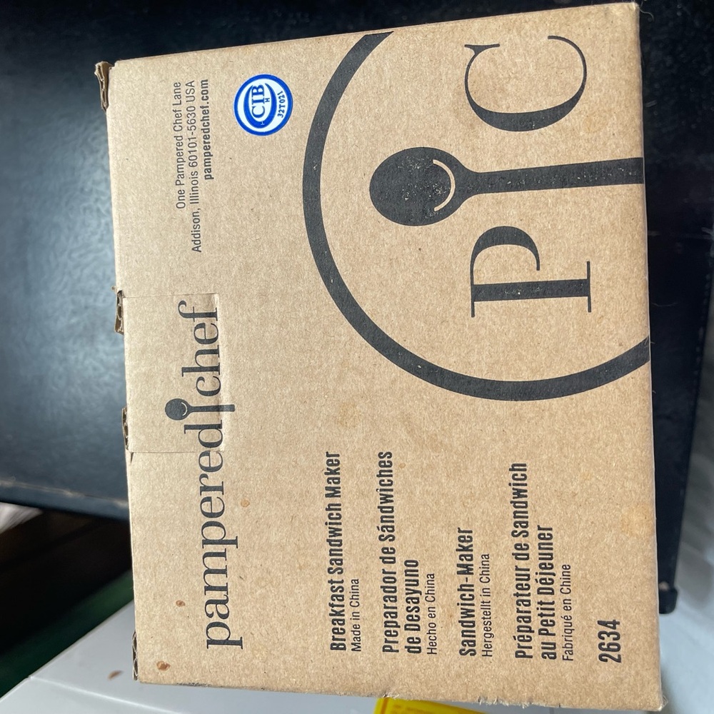 Pampered Chef Brown Sandwich Maker Box